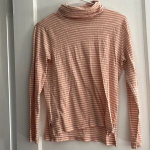 Pink and white striped Madewell turtle neck. Size xs.